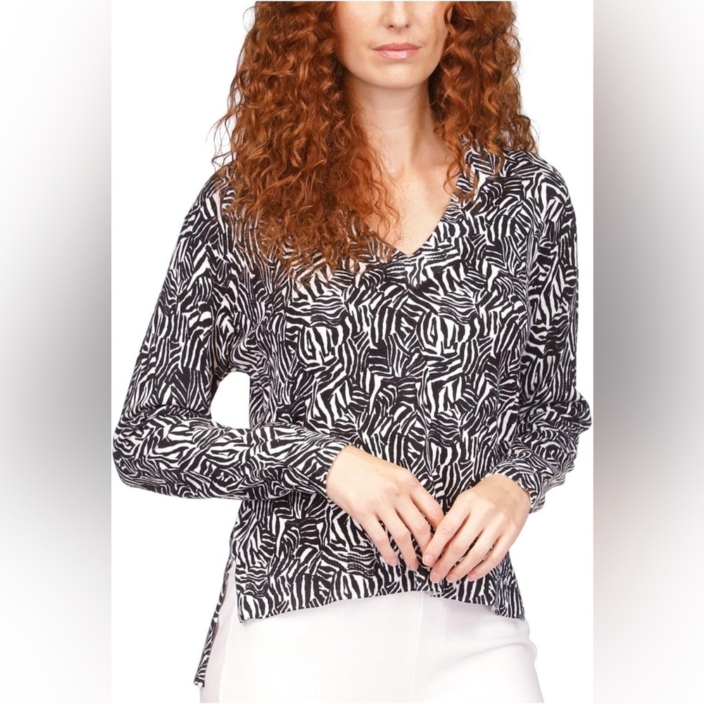 Michael by Michael Kors Black White Zebra vneck pullover sweater NWT size large